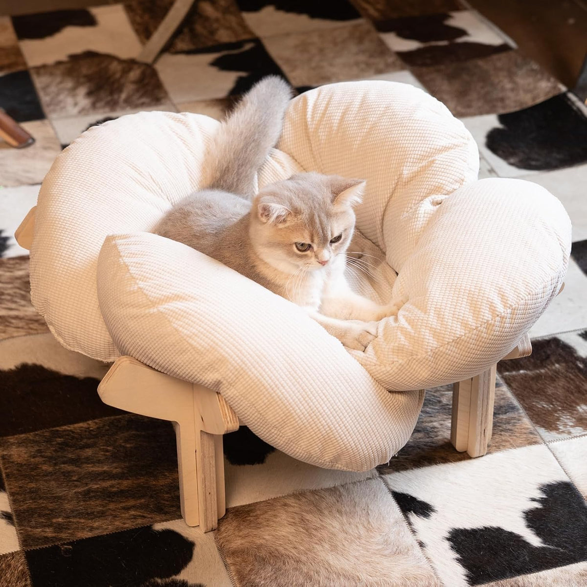 Elevated Flower Cat Bed with Wooden Frame